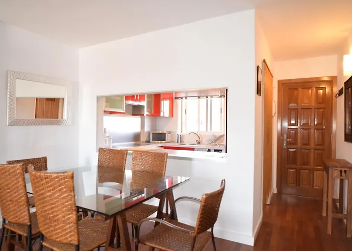 - Rest / Sea View Apartment